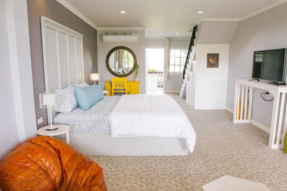 Deluxe Quadruple (Tulip) | 1 bedroom, premium bedding, desk, soundproofing