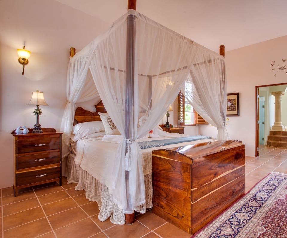 Honeymoon Suite, 1 King Bed | Pillowtop beds, individually decorated, individually furnished