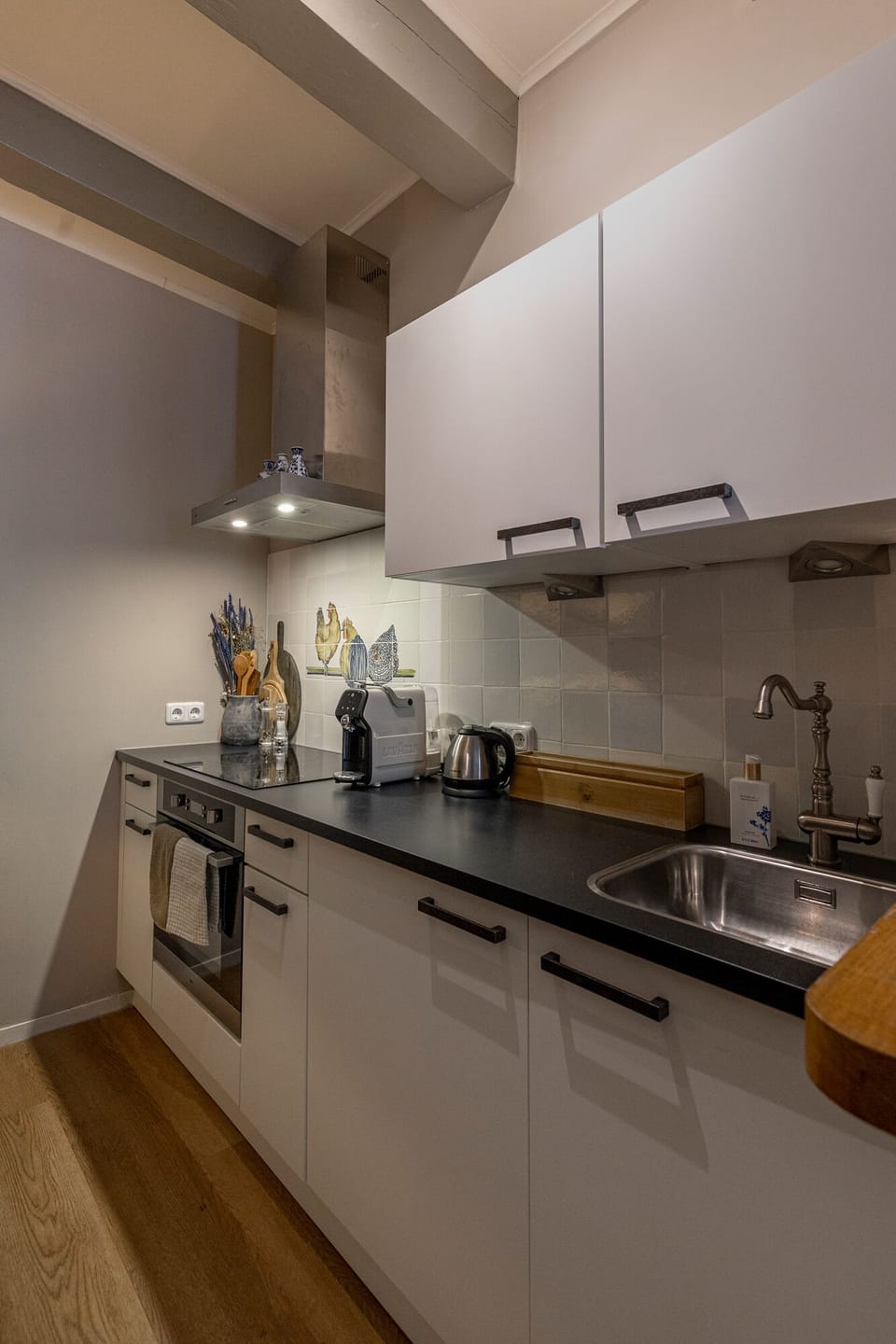 Royal Suite, 1 Bedroom, Balcony (Monsieur Philippe) | Private kitchen | Fridge, microwave, oven, stovetop
