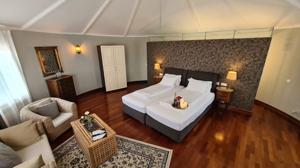 Honeymoon Studio Suite, 1 Bedroom, Sea View (Dom Henrique o Navegador) | Premium bedding, minibar, individually decorated, laptop workspace