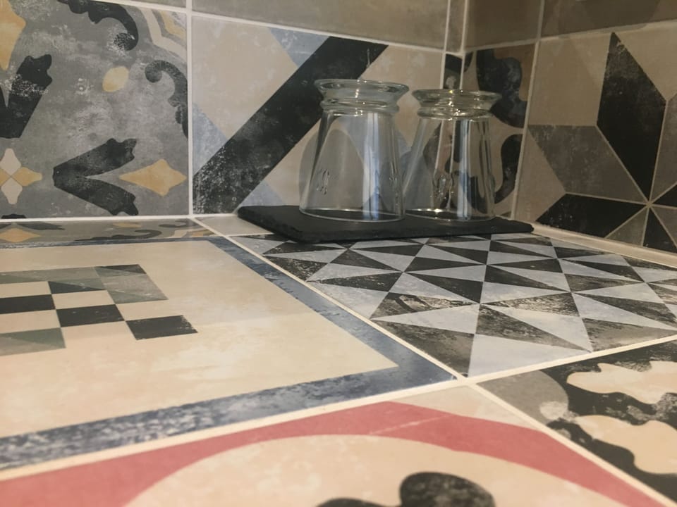 Superior Room | Bathroom | Deep soaking tub, hair dryer, towels