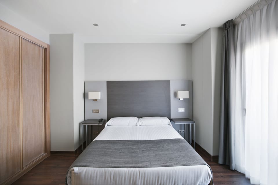 Double or Twin Room | Premium bedding, minibar, in-room safe, individually furnished