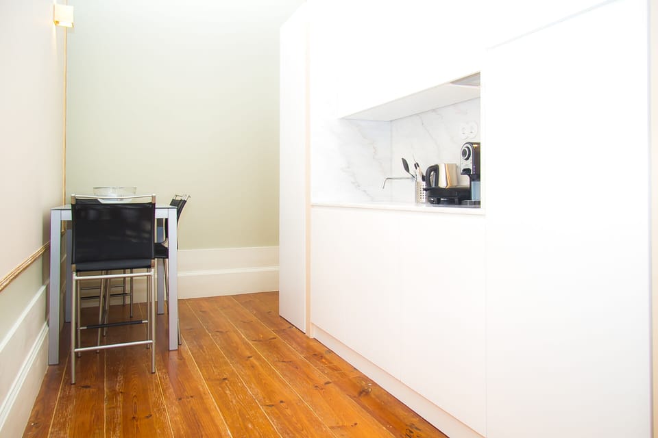 Studio | In-room dining