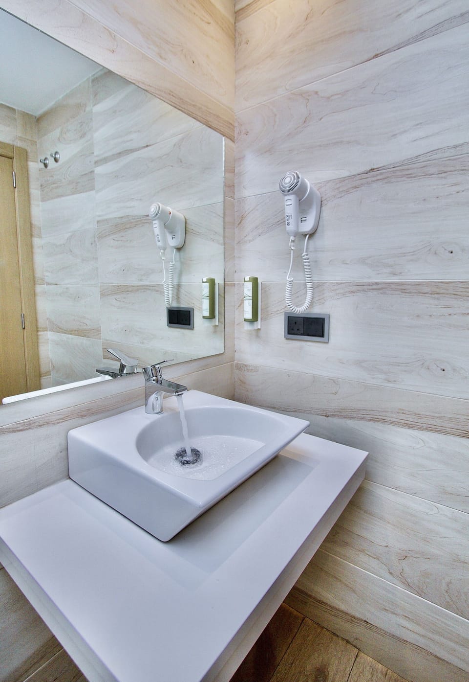 Standard Room | Bathroom | Free toiletries, hair dryer, towels, soap