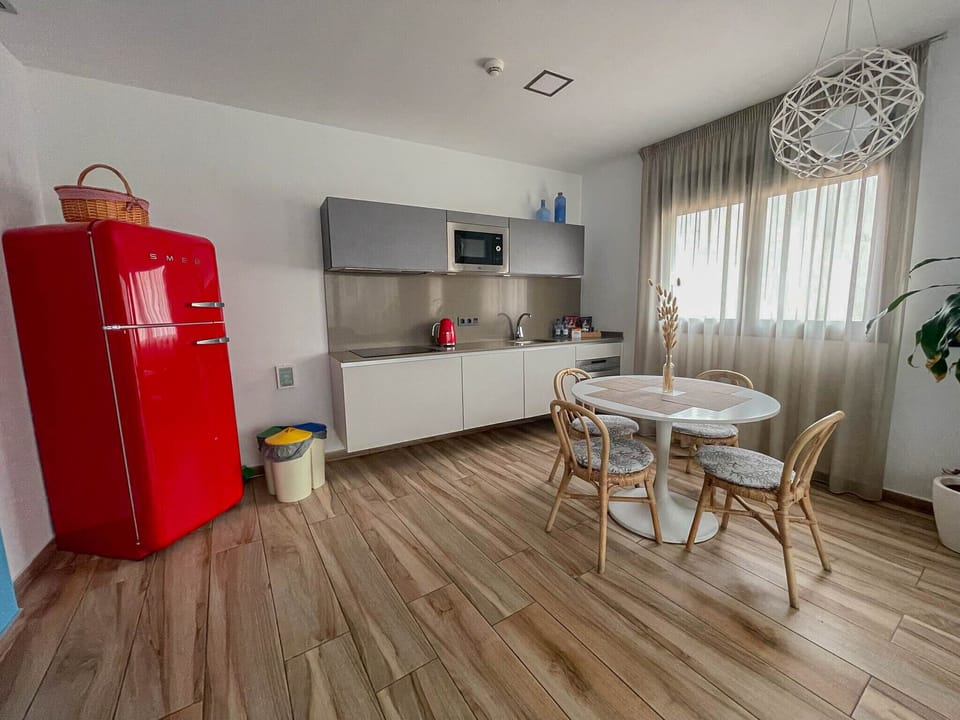 Superior Suite, 1 Bedroom (La Suite 17) | Private kitchen | Fridge, microwave, stovetop, dishwasher