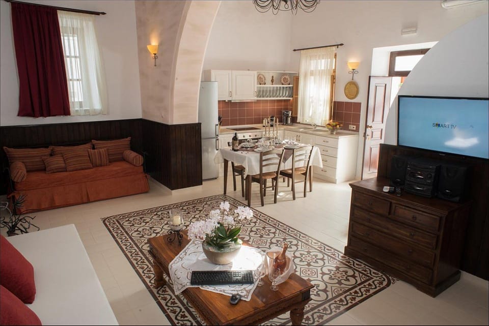 Villa, 3 Bedrooms | Living area | 32-inch flat-screen TV with satellite channels, plasma TV, DVD player