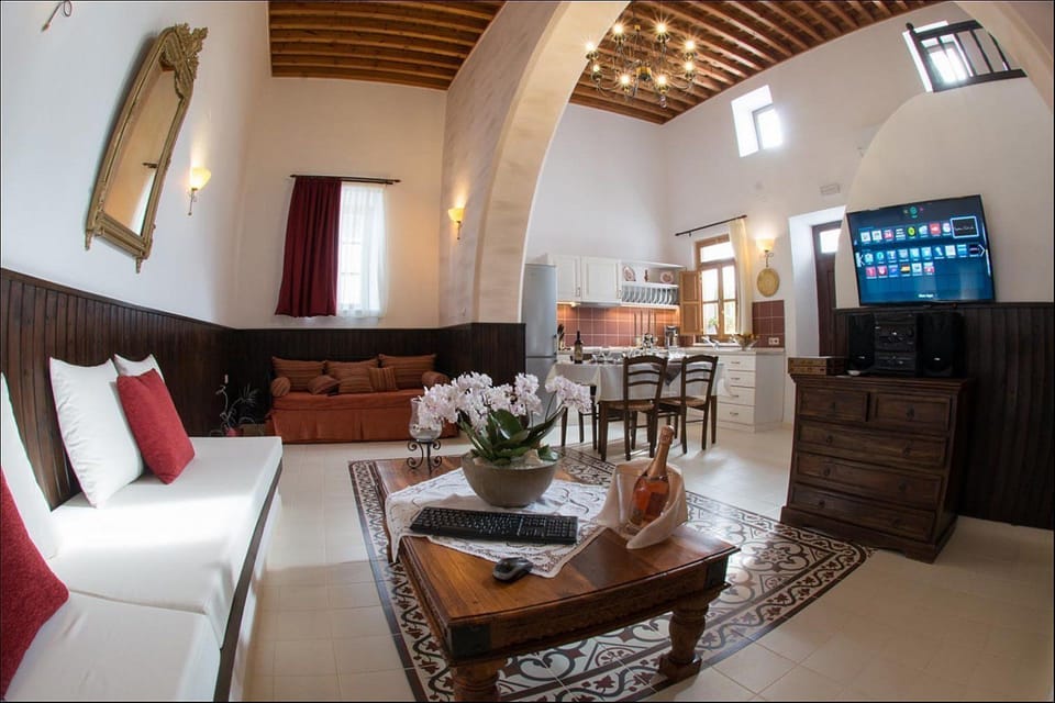 Villa, 3 Bedrooms | Living area | 32-inch flat-screen TV with satellite channels, plasma TV, DVD player