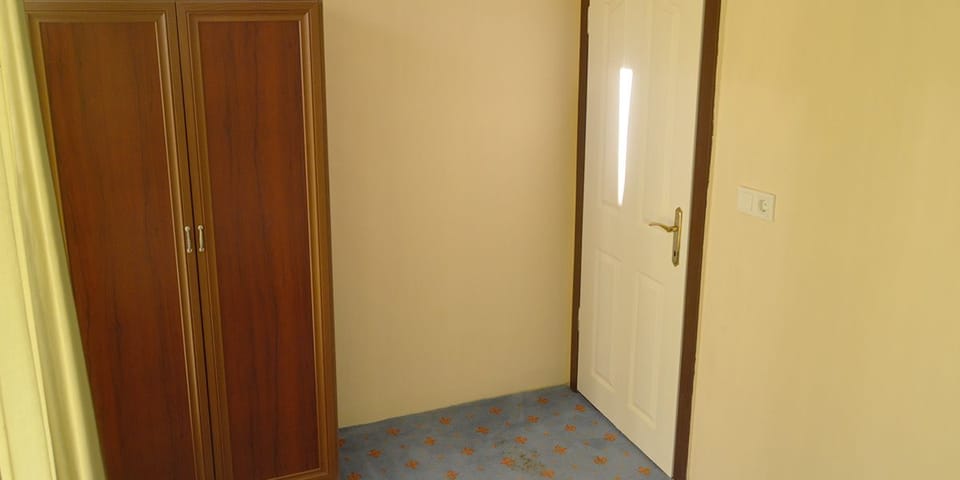 Economy Single Room | Room amenity