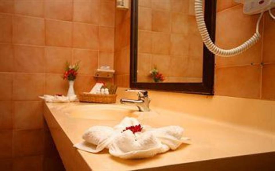 In-room safe, iron/ironing board, free WiFi, bed sheets