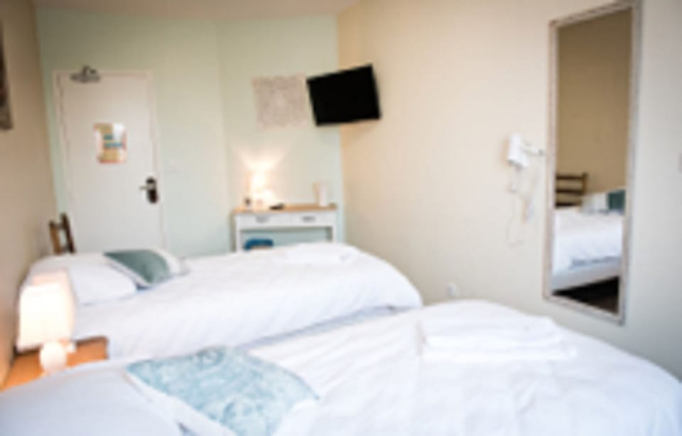 Premium bedding, individually decorated, individually furnished, desk