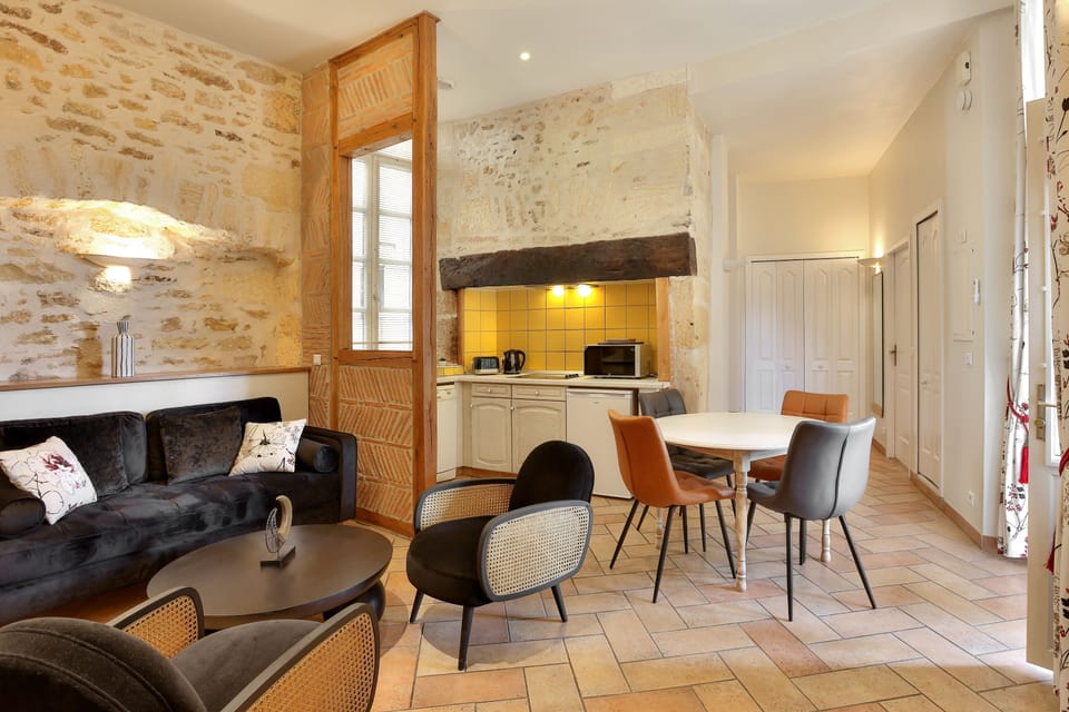 Family Apartment, 2 Bedrooms, Terrace (4 Pers Montesquieu) | Private kitchen | Mini-fridge, microwave, espresso maker, coffee/tea maker