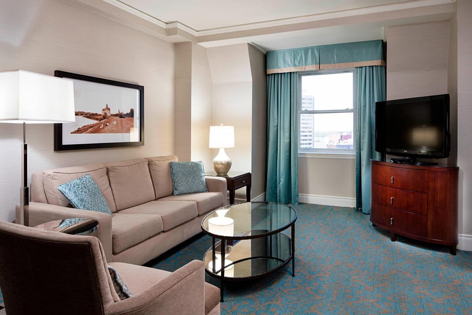 Suite, 1 Bedroom, City View | Pillowtop beds, in-room safe, desk, laptop workspace