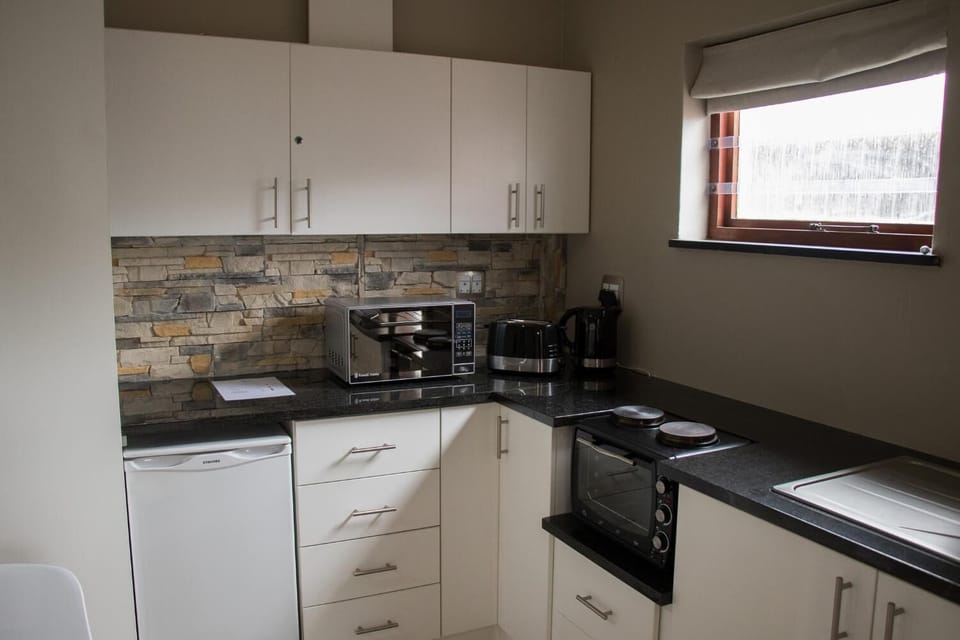 Coffee/tea maker, electric kettle