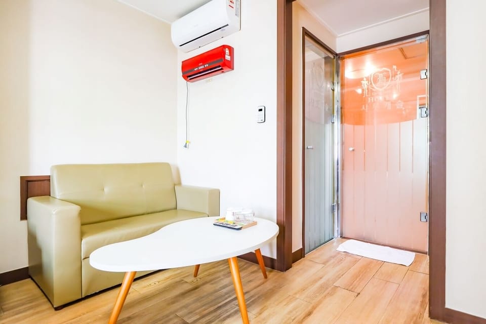Standard Double Room | Minibar, desk, iron/ironing board, free WiFi