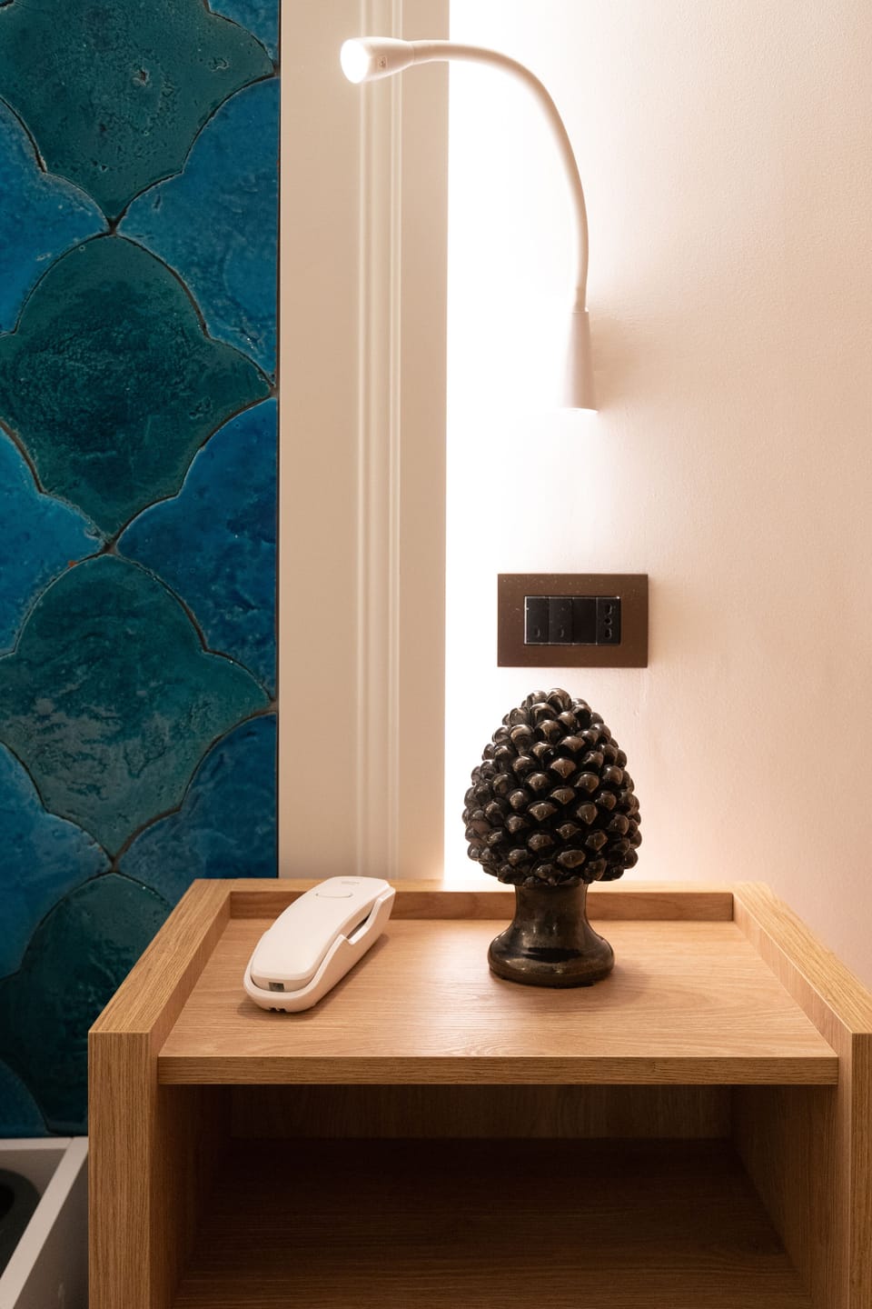 Standard Double Room | Minibar, in-room safe, desk, laptop workspace
