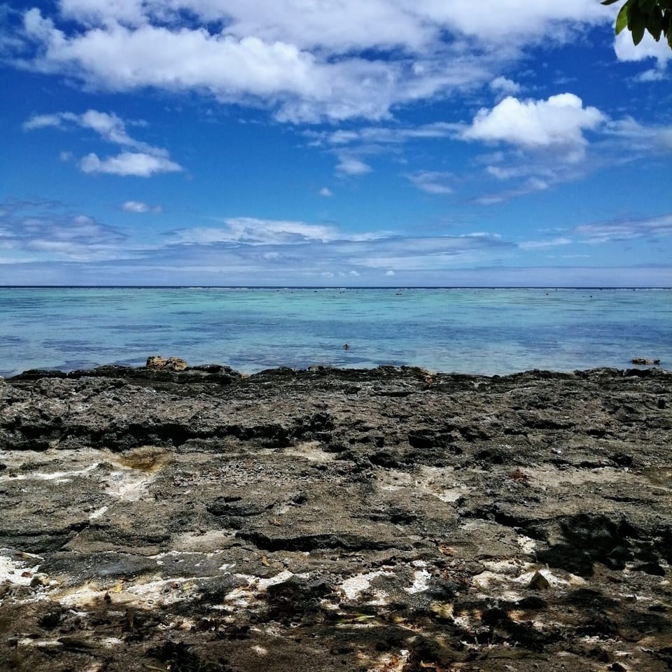 Beach nearby, white sand, snorkeling, kayaking