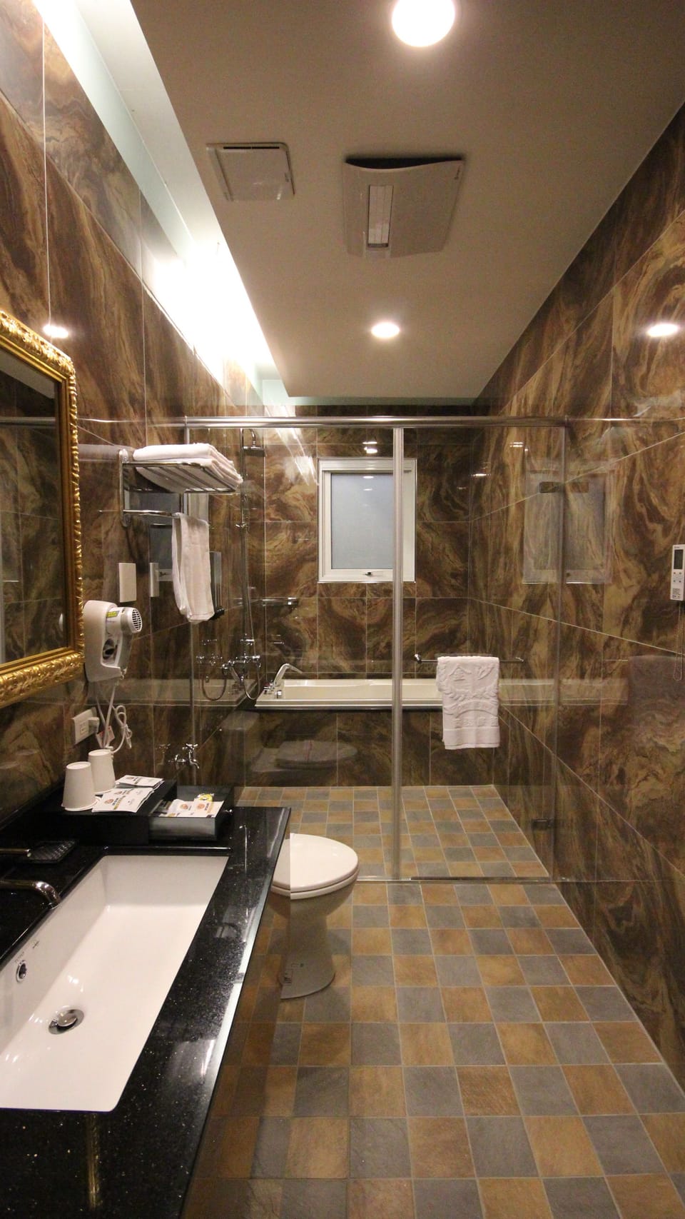 Classic Double Room | Premium bedding, minibar, in-room safe, desk