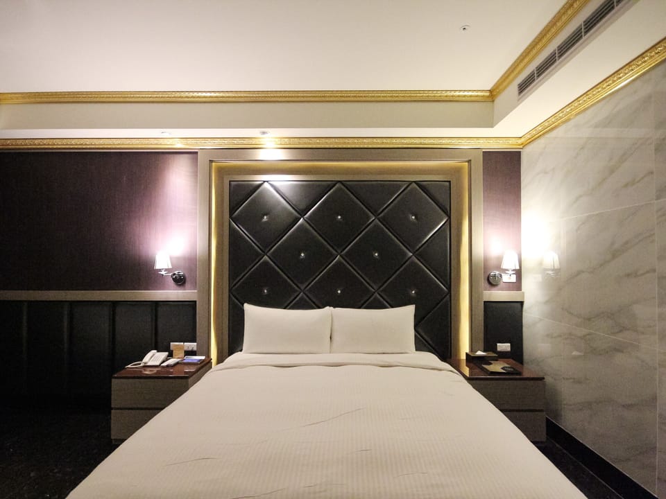 Classic Double Room | Premium bedding, minibar, in-room safe, desk