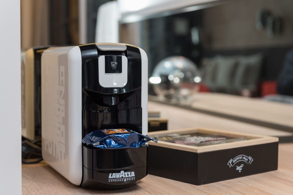 Deluxe Room | Egyptian cotton sheets, premium bedding, down comforters