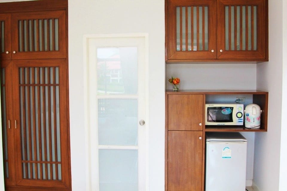 House, Lake View | Room amenity