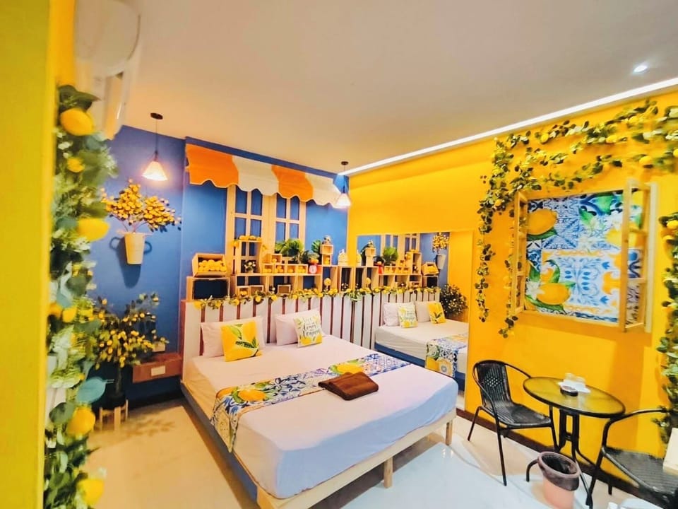VIP Room with Jacuzzi | Desk, free WiFi