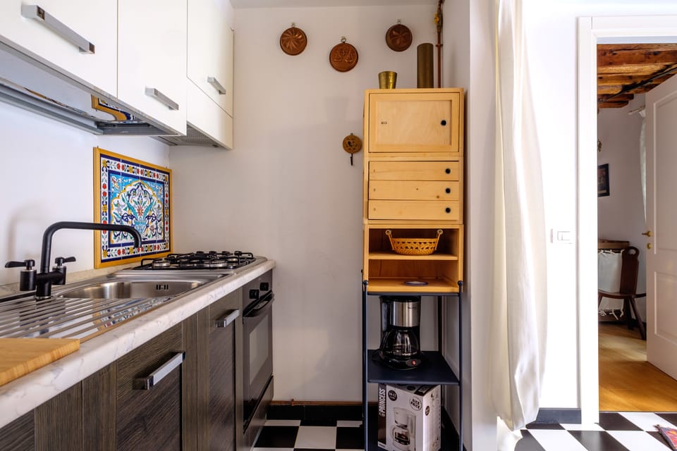Apartment, 2 Bedrooms, Ground Floor | Private kitchenette | Full-size fridge, oven, stovetop, espresso maker