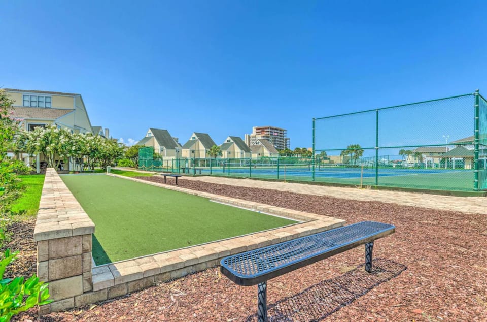 Sport court