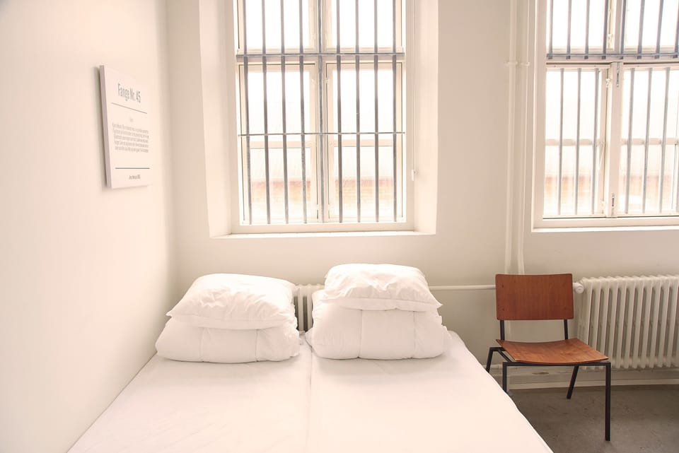 Quadruple Room, Shared Bathroom | Desk, blackout drapes, cribs/infant beds, rollaway beds
