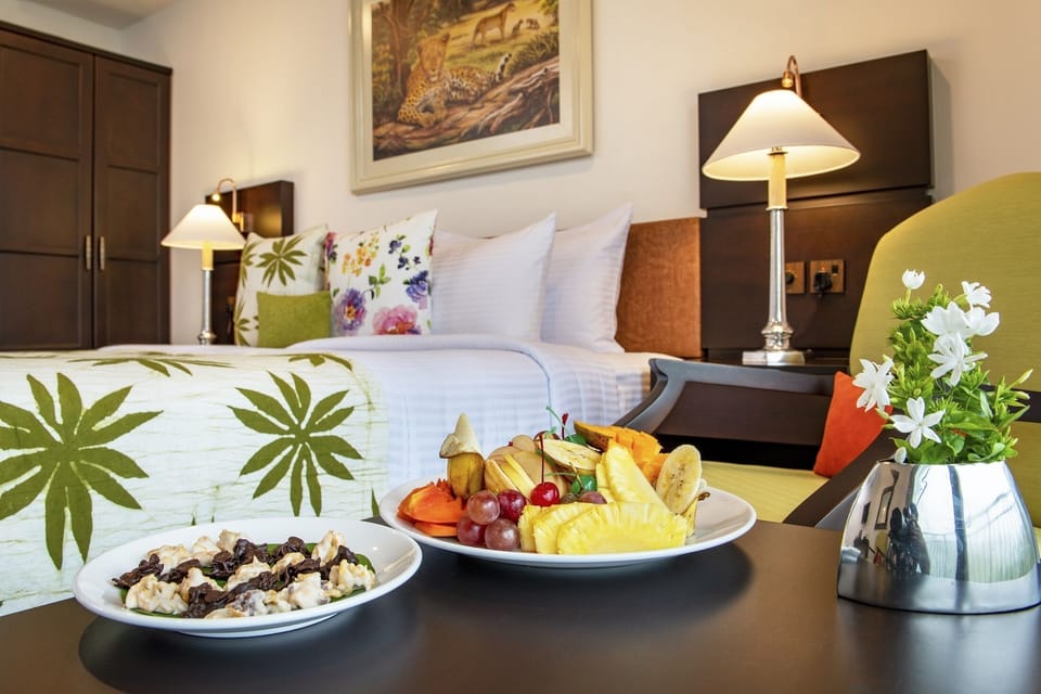 Deluxe Twin room with Panoramic Mountain View | Minibar, in-room safe, individually decorated, individually furnished