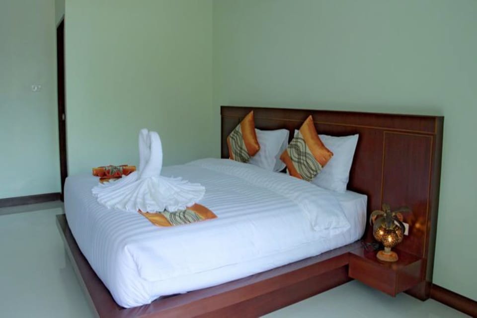 Minibar, in-room safe, desk, blackout drapes