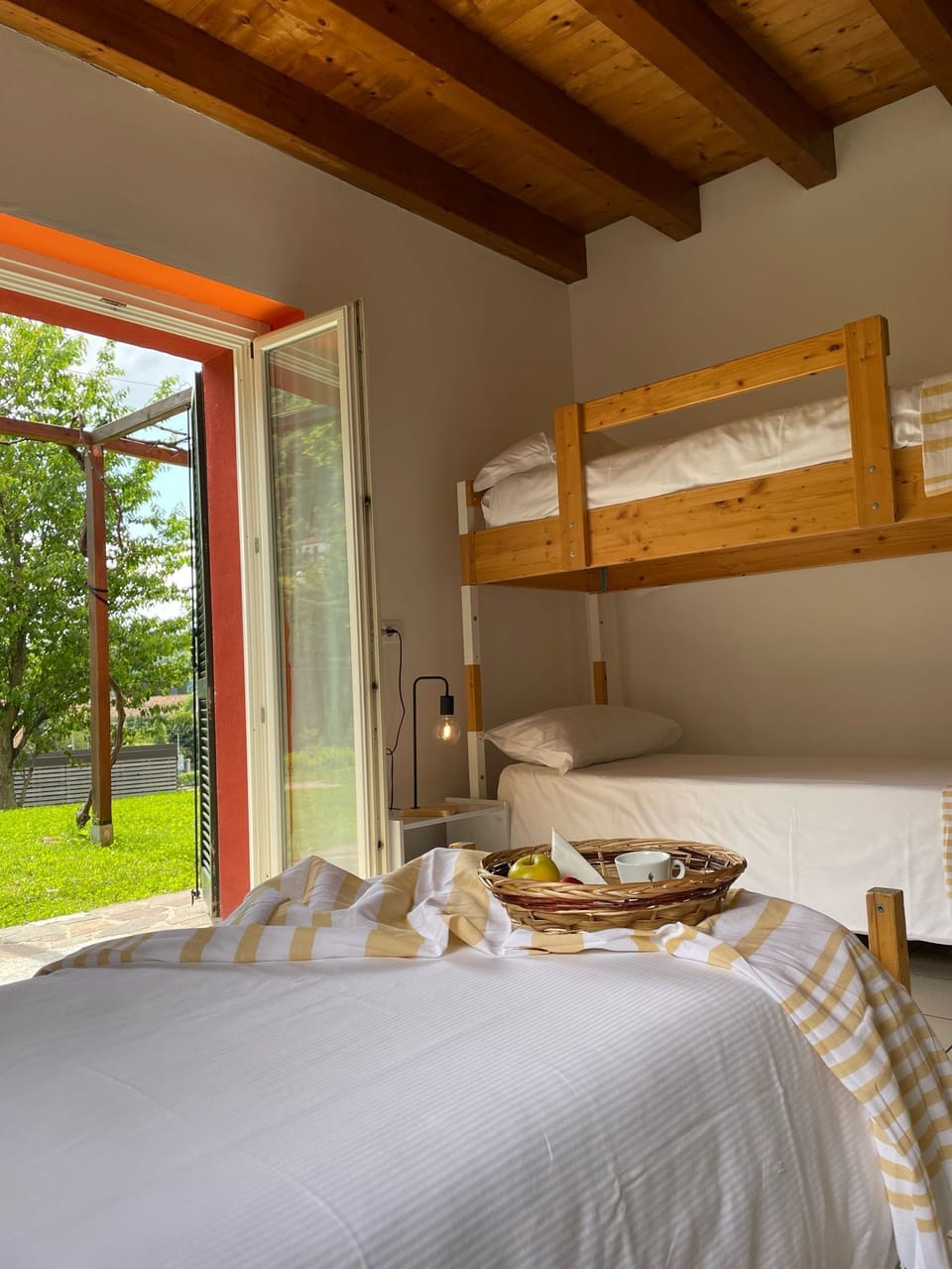 Basic Quadruple Room | Iron/ironing board, free WiFi, bed sheets
