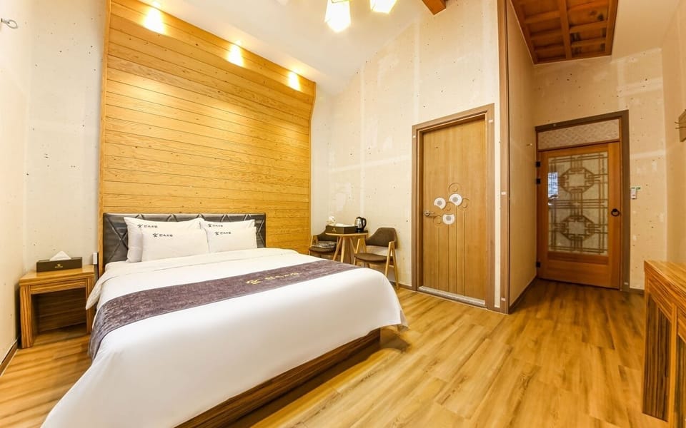 Standard Room (Rate for 2) | Free WiFi, bed sheets