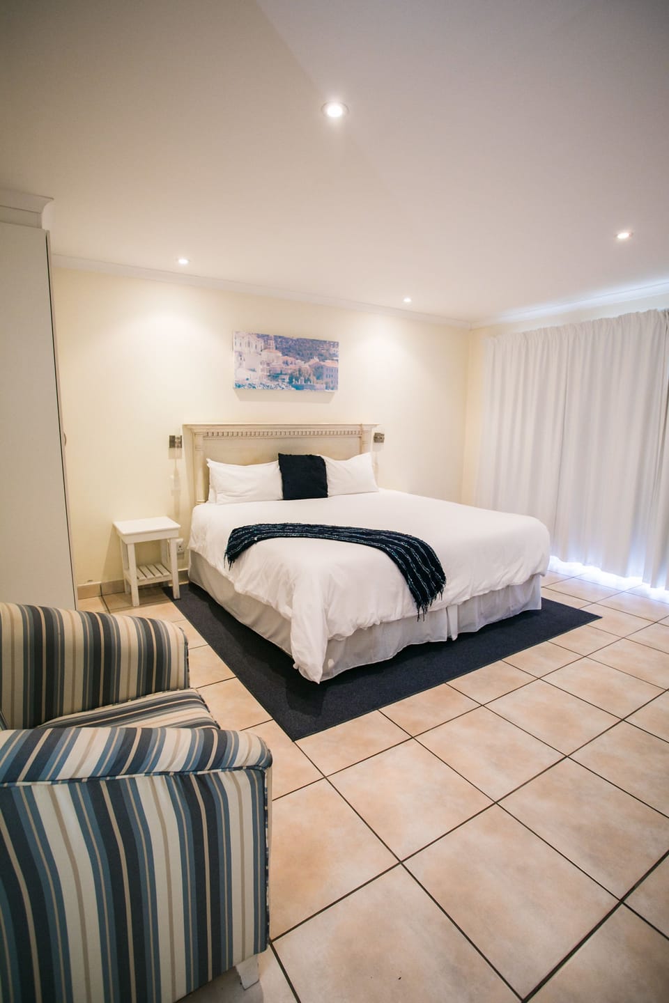 Standard Double Room | Desk, laptop workspace, iron/ironing board (on request), WiFi (free)