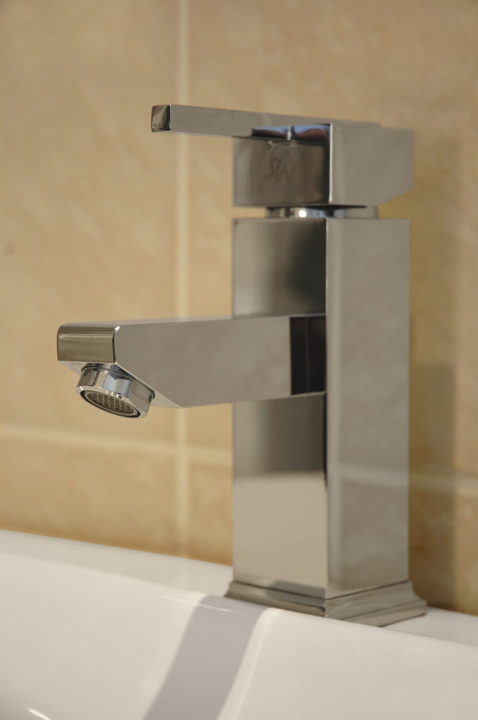 Standard Double Room | Bathroom sink