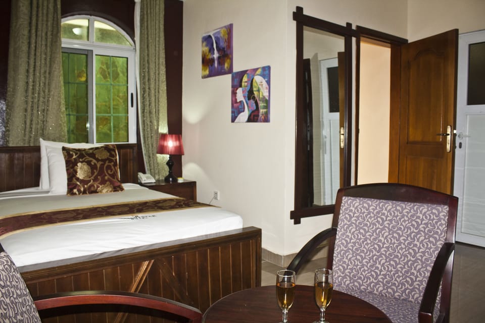 Standard Double Room | Egyptian cotton sheets, premium bedding, down comforters, pillowtop beds