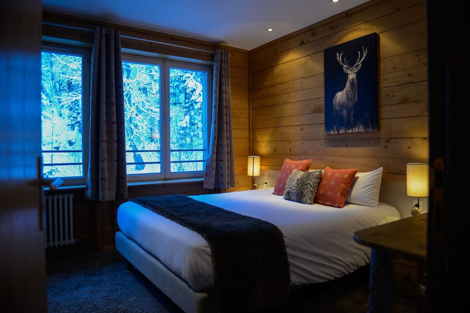 Quadruple Room | Premium bedding, in-room safe, soundproofing, free WiFi