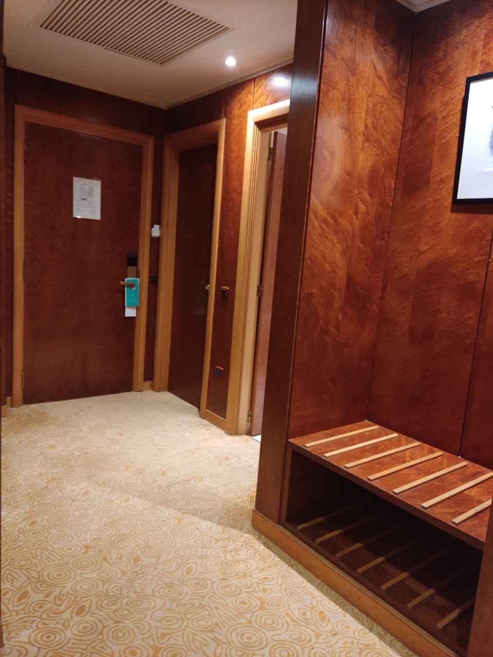 Premium bedding, minibar, in-room safe, desk