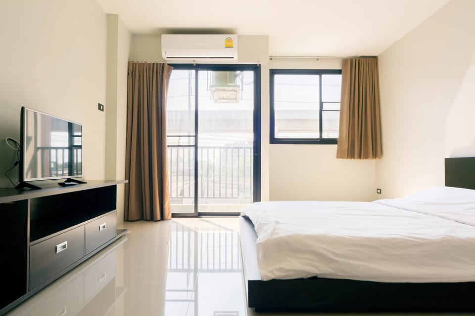 Standard Room | Rollaway beds, free WiFi, bed sheets