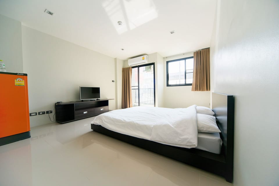 Standard Room | Rollaway beds, free WiFi, bed sheets