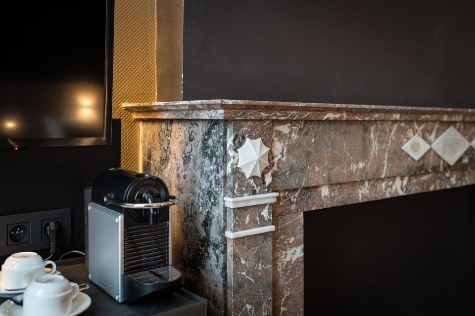 Superior Double Room | Minibar, in-room safe, individually decorated, desk