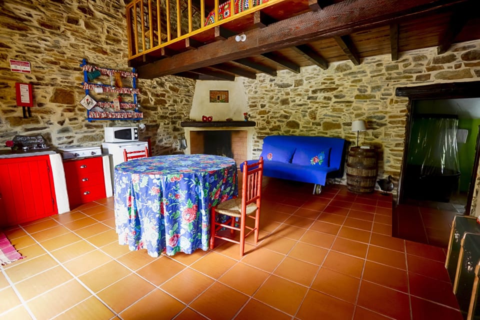 Family Cottage | Living area