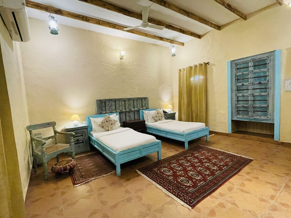 Heritage Room | Minibar, in-room safe, individually furnished, desk