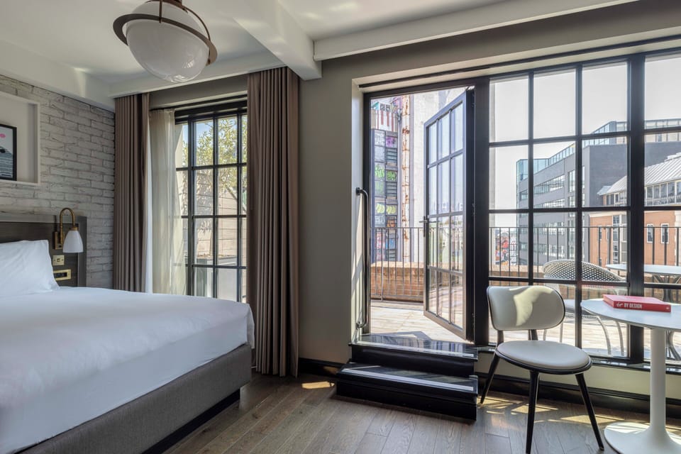 Grand Room, 1 Queen Bed, Terrace (Grand Chamber) | Terrace/patio