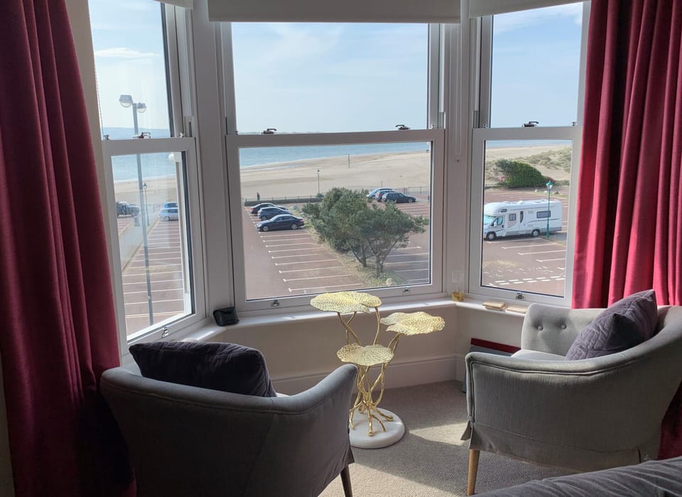 Superior Double or Twin Room, Ensuite, Sea View (Second Floor)