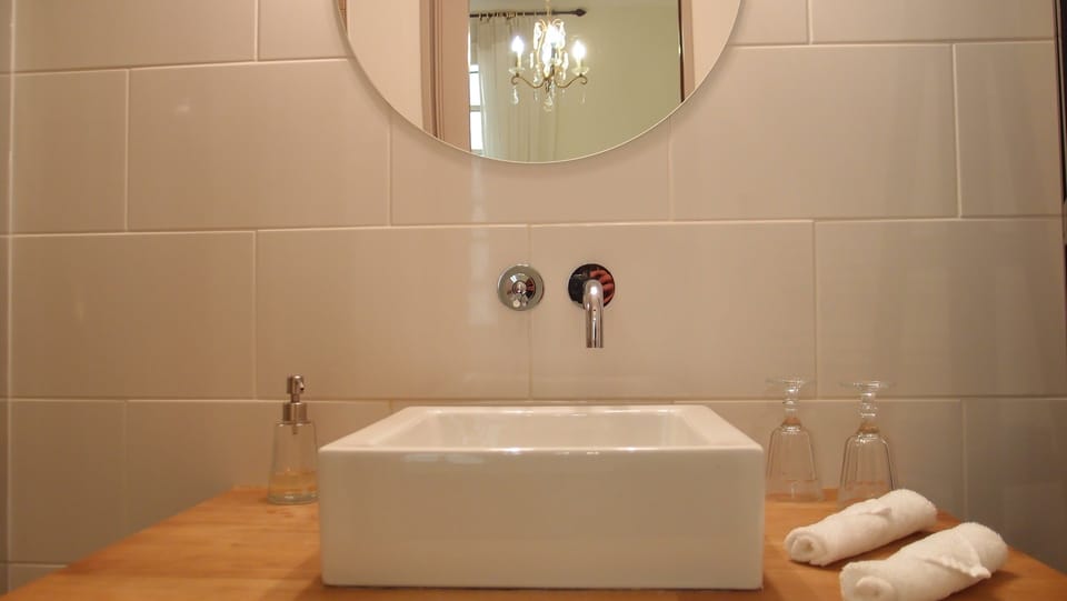 L'Invitation au Voyage Bed and Breakfast in Bordeaux