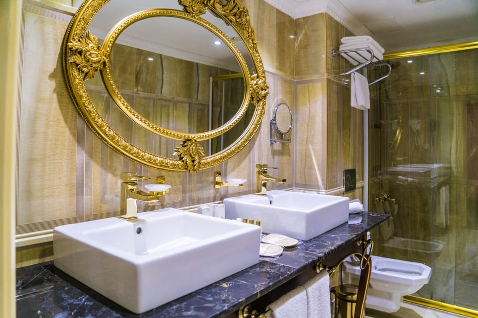 Bathroom shower
