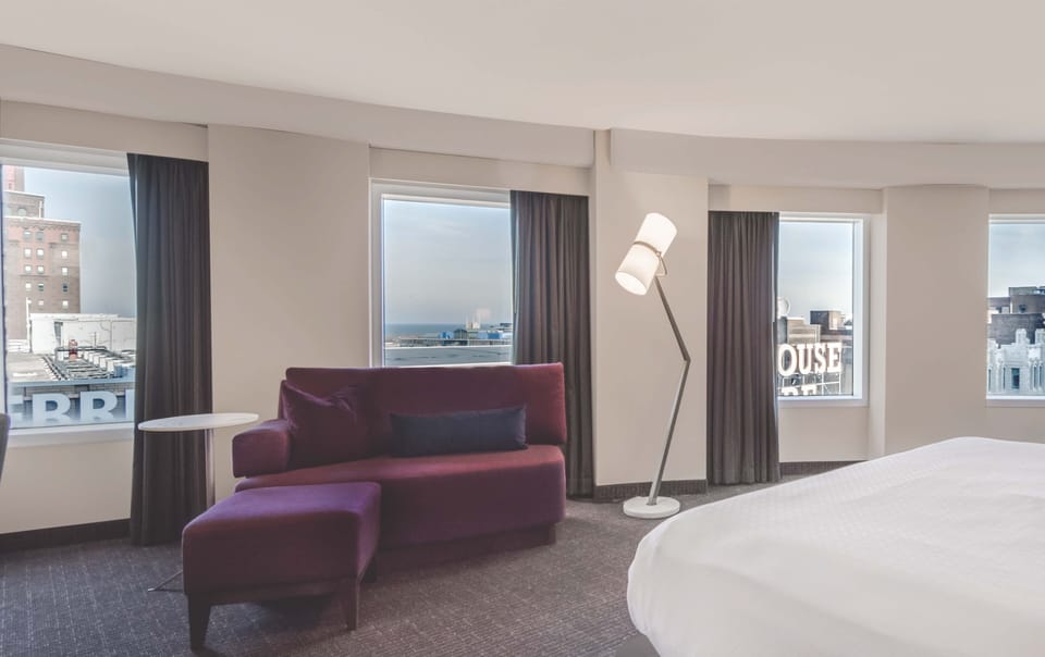 Suite, 1 Bedroom | Pillowtop beds, in-room safe, desk, blackout drapes