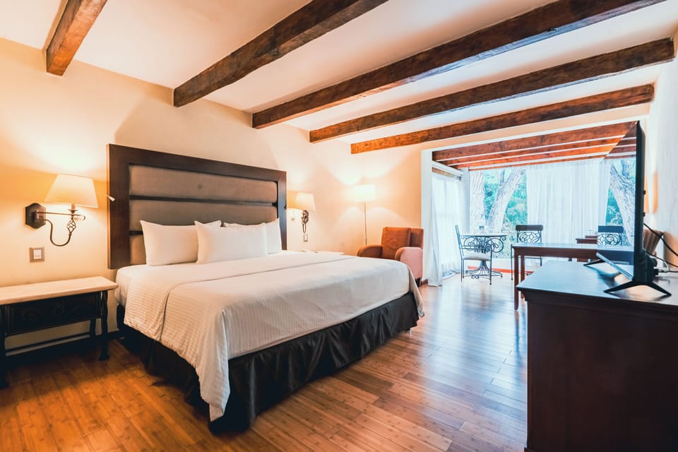 Suite | 1 bedroom, premium bedding, in-room safe, blackout drapes