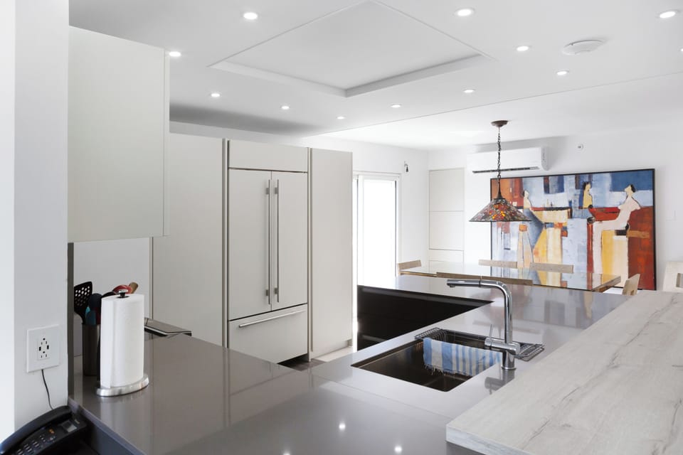 Penthouse Suite, 2 Kings 1 Queen | Private kitchen | Coffee/tea maker, full-size fridge, microwave, dishwasher