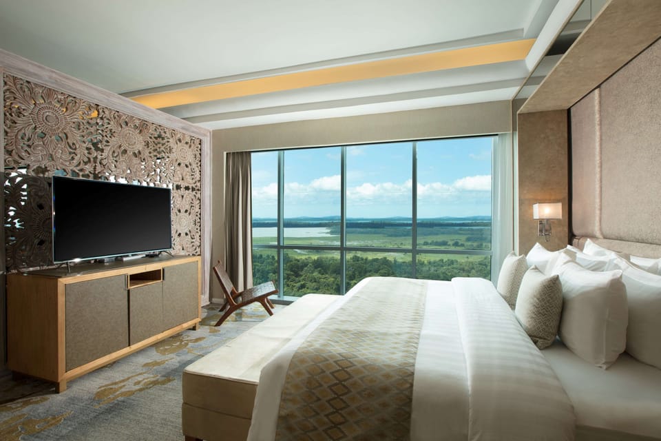 Presidential Suite, Multiple Beds, Non Smoking | Premium bedding, Select Comfort beds, minibar (free items), in-room safe